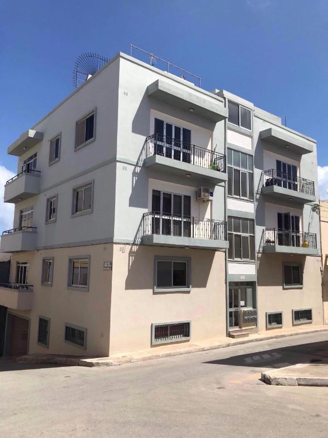 Appartamento Francis Flats Modern Penthouse Mellieħa Esterno foto